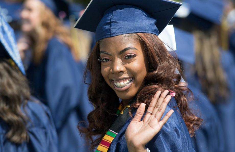 graduate-waving